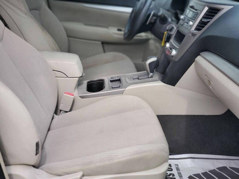 2012 Subaru Outback 2.5i
