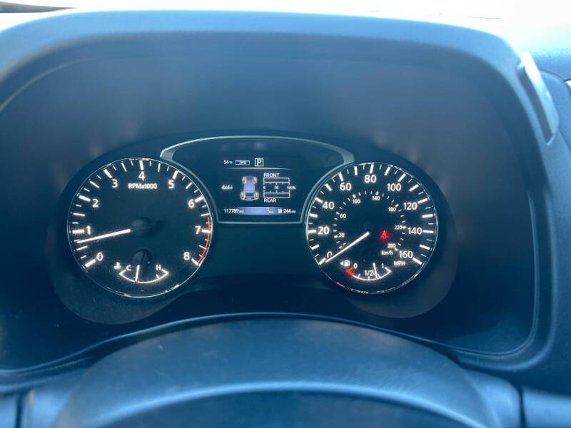 2016 Nissan Pathfinder Platinum