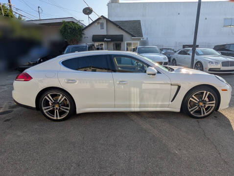 2016 Porsche Panamera S