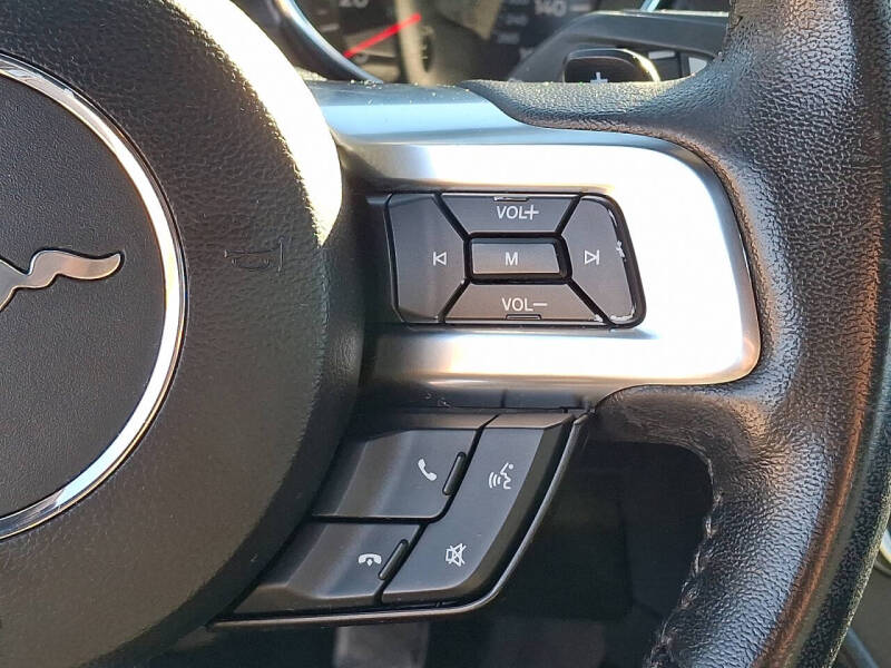 2017 Ford Mustang V6