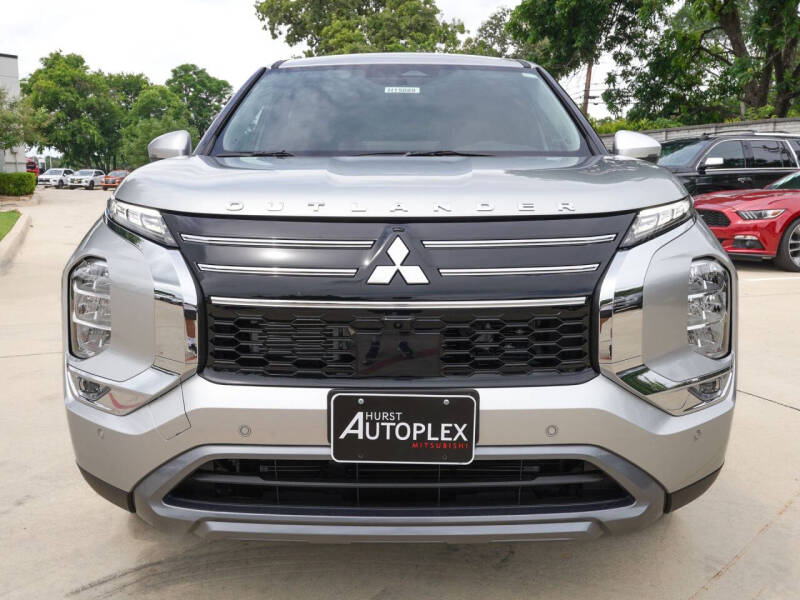 2026 Mitsubishi Outlander SE