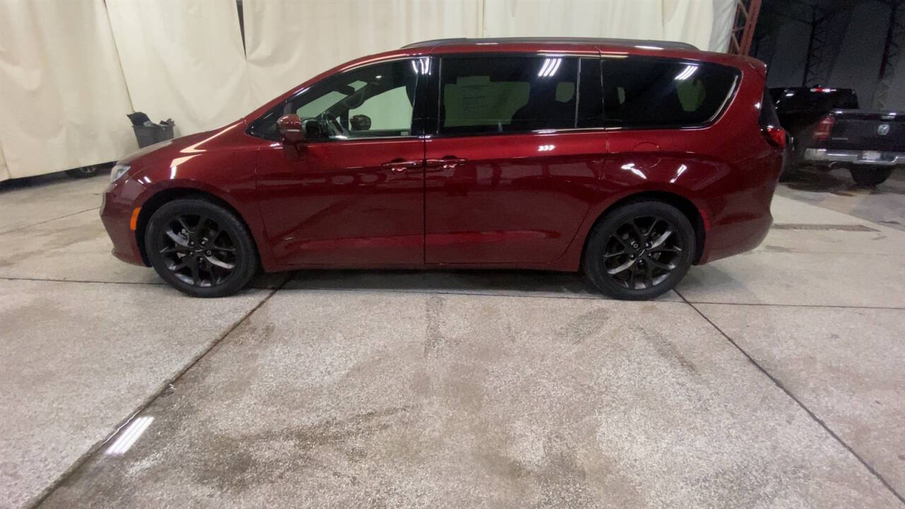 2021 Chrysler Pacifica for sale at Victoria Auto Sales in Victoria, MN