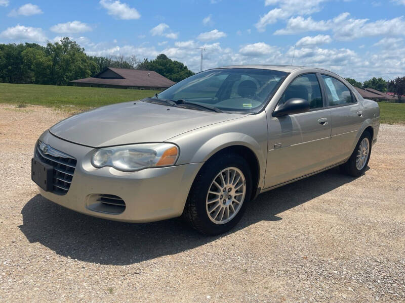 2005 Chrysler Sebring for sale at Dave's Auto Care & Sales LLC in Camdenton MO