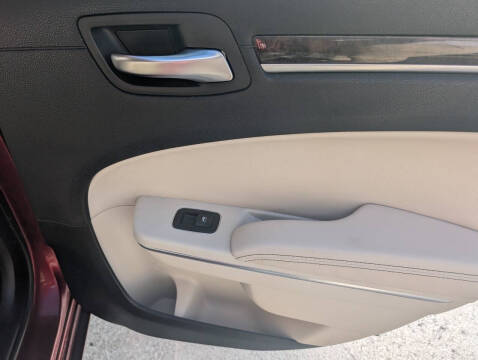 2018 Chrysler 300 Limited