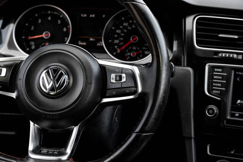 2016 Volkswagen Golf GTI Autobahn