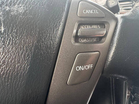 2017 Nissan Armada SL