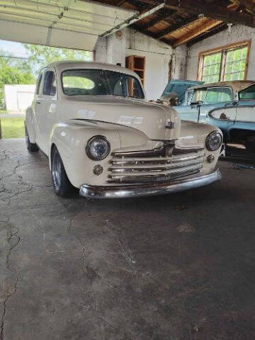 1948 Ford Custom Deluxe