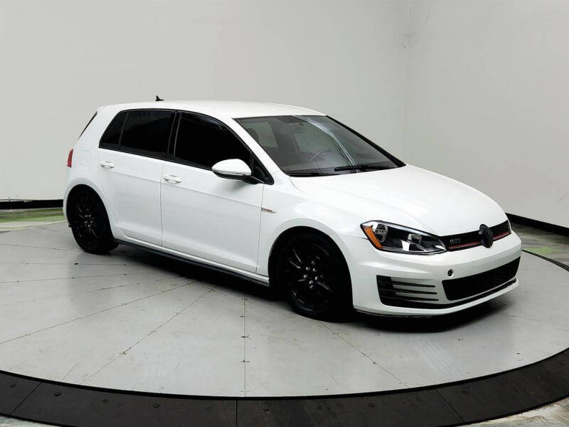 2017 Volkswagen Golf GTI S