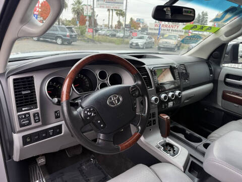 2012 Toyota Sequoia Platinum