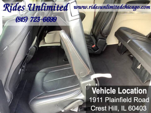 2017 Chrysler Pacifica Touring-L Plus