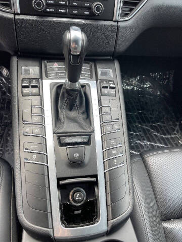 2018 Porsche Macan S