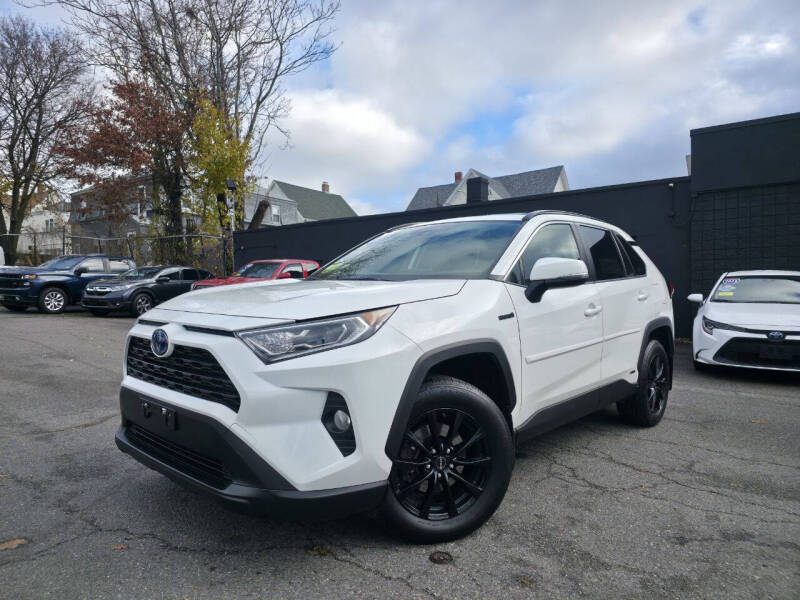 2021 Toyota RAV4 Hybrid XLE