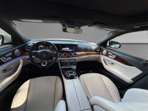 2017 Mercedes-Benz E-Class E 300 4MATIC