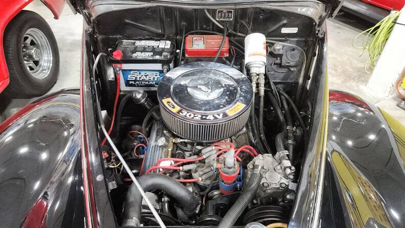 1939 Ford Deluxe
