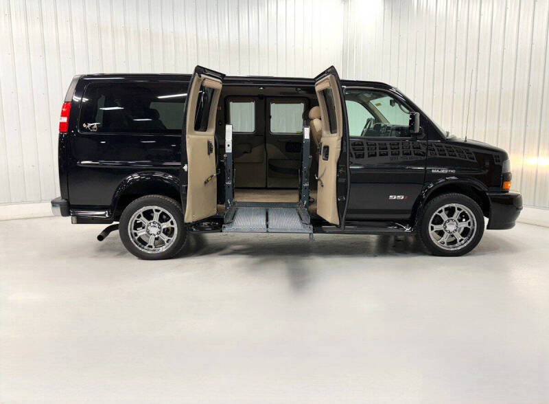 2014 GMC Savana