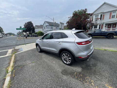 2016 Lincoln MKC Select