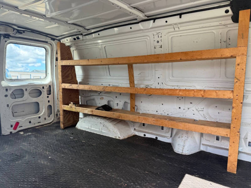 2011 Ford E-Series E-250