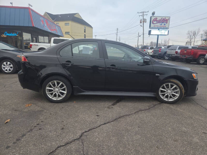 2016 Mitsubishi Lancer ES