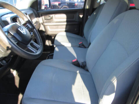 2017 RAM 1500 Express