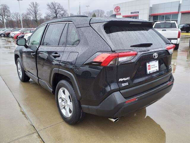 2020 Toyota RAV4 XLE