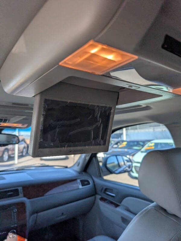 2013 Chevrolet Avalanche LTZ Black Diamond