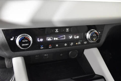 2023 Mitsubishi Outlander SEL