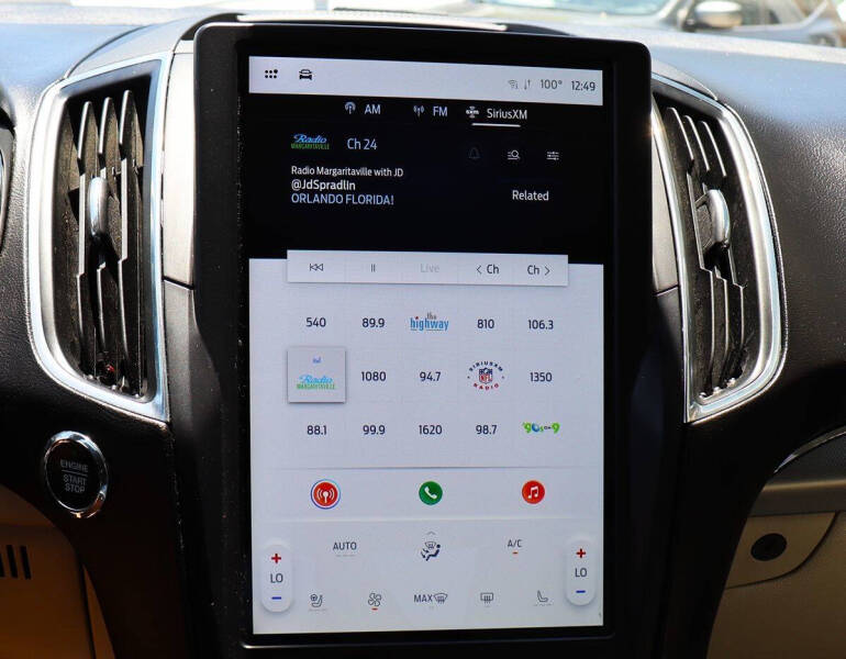 2021 Ford Edge Titanium