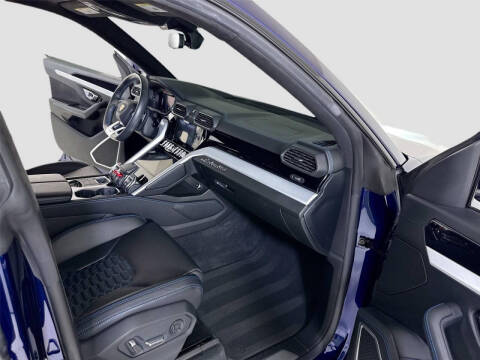 2020 Lamborghini Urus