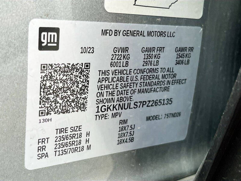 2023 GMC Acadia SLT