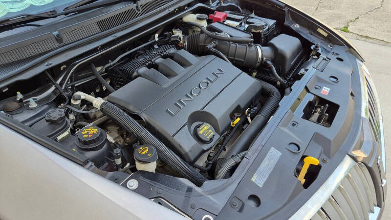2012 Lincoln MKS