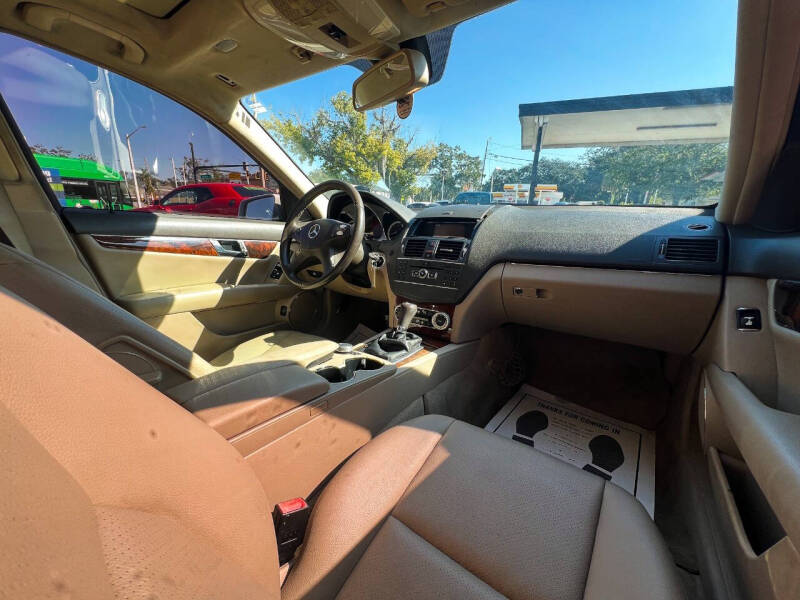 2010 Mercedes-Benz C-Class C 300 Luxury