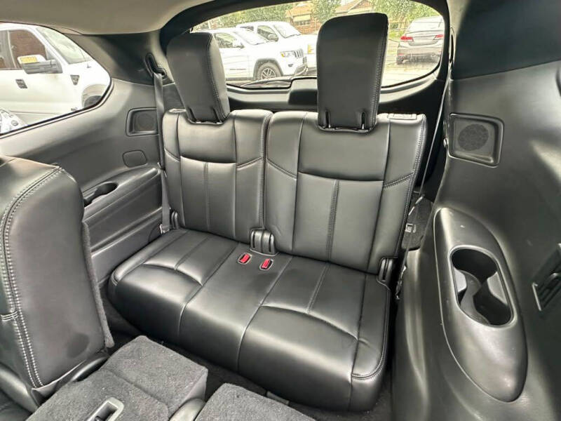 2017 Nissan Pathfinder SL