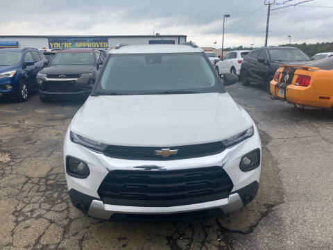 2023 Chevrolet TrailBlazer for sale at Greg's Auto Sales in Poplar Bluff MO