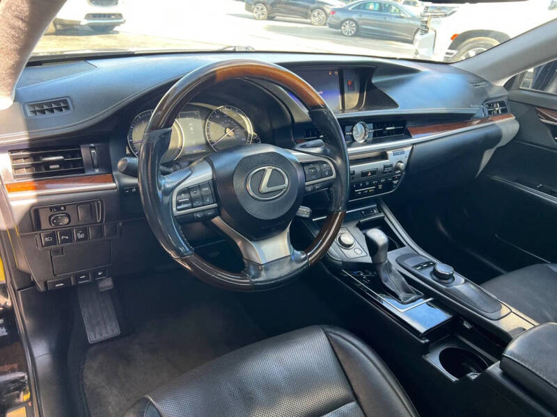 2016 Lexus ES 350