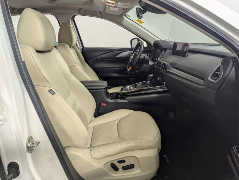 2022 Mazda CX-9 Touring Plus