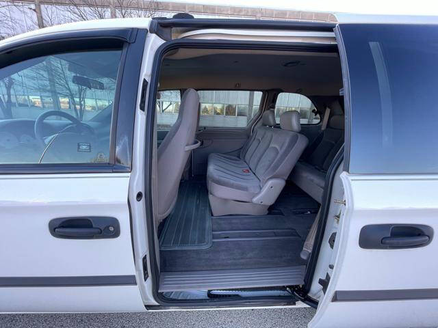 2003 Dodge Caravan SE