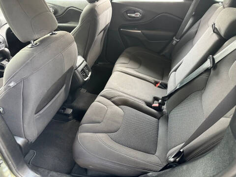 2019 Jeep Cherokee Latitude