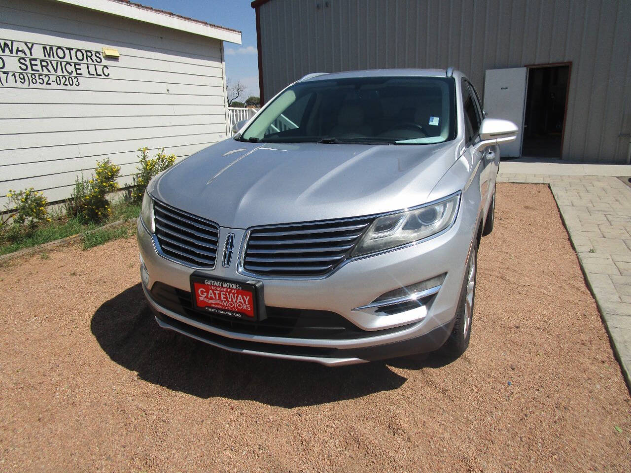 Silver 2017 Lincoln MKC Select Select 4dr SUV 1