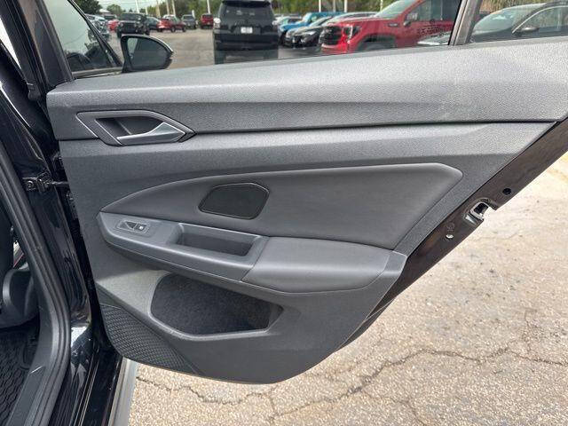 2024 Volkswagen Golf GTI SE