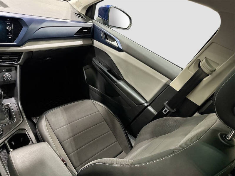 2022 Volkswagen Taos SE 4Motion