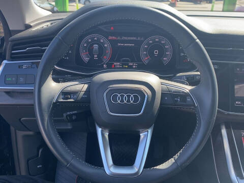 2020 Audi Q8 quattro Premium Plus 55 TFSI