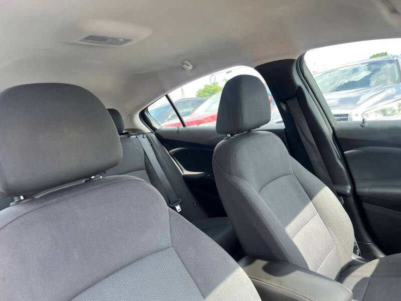 2018 Chevrolet Cruze LT Auto