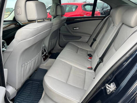 2010 BMW 5 Series 528i xDrive