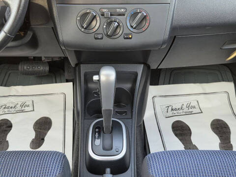 2012 Nissan Versa 1.8 SL