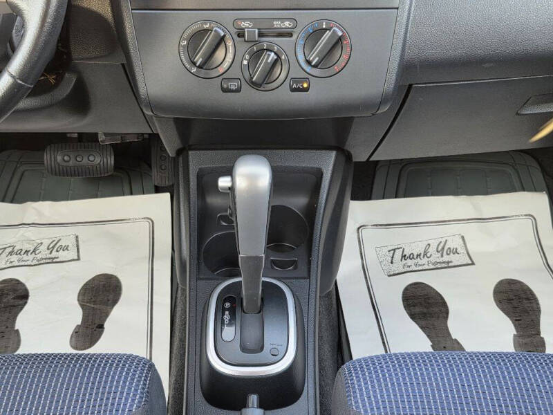 2012 Nissan Versa 1.8 SL
