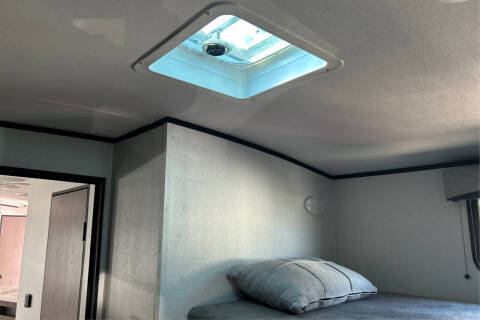 2021 Cruiser Embrace