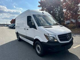 2017 Mercedes-Benz Sprinter WORKER Cargo Van Base photo 2