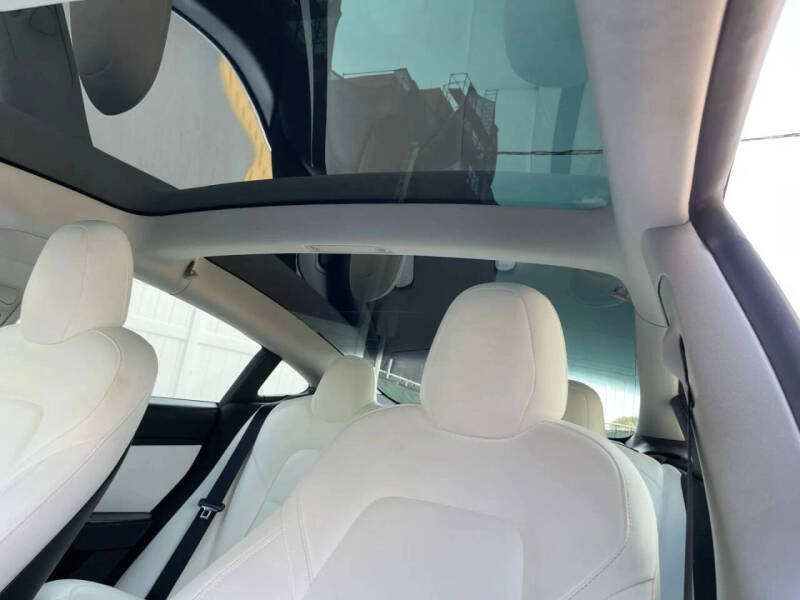 2019 Tesla Model 3 Standard Range Plus