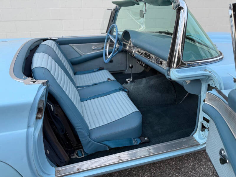 1957 Ford Thunderbird