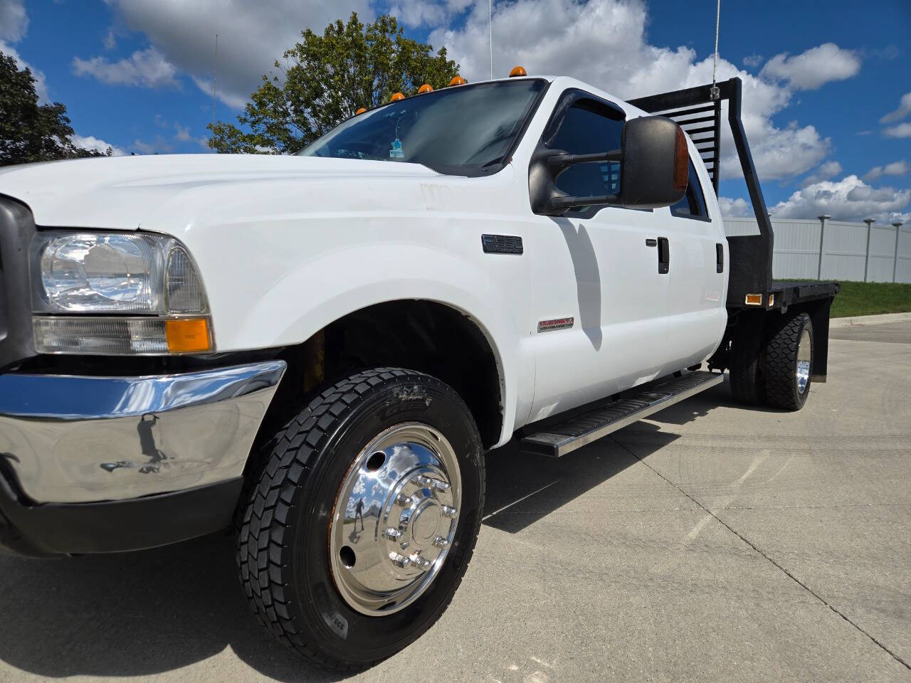 2004 Ford F-550 Super Duty 12